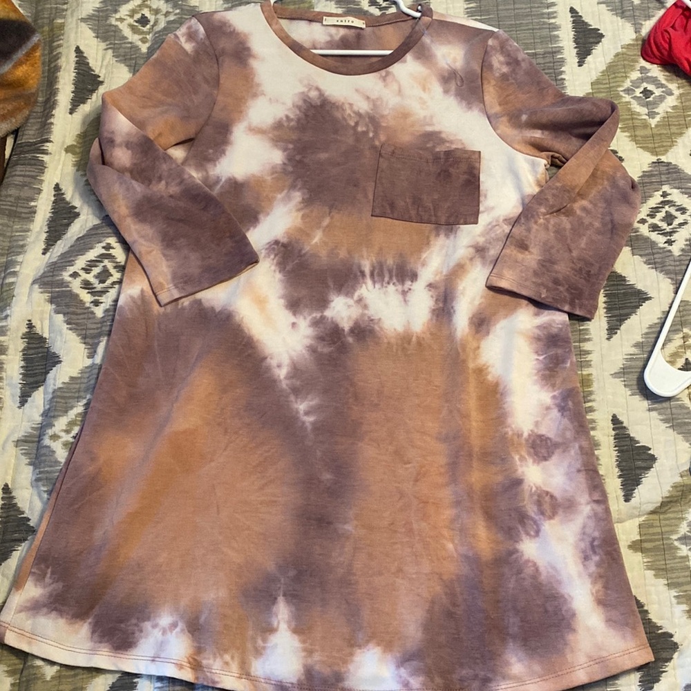 Long sleeve light sweatshirt material dress.